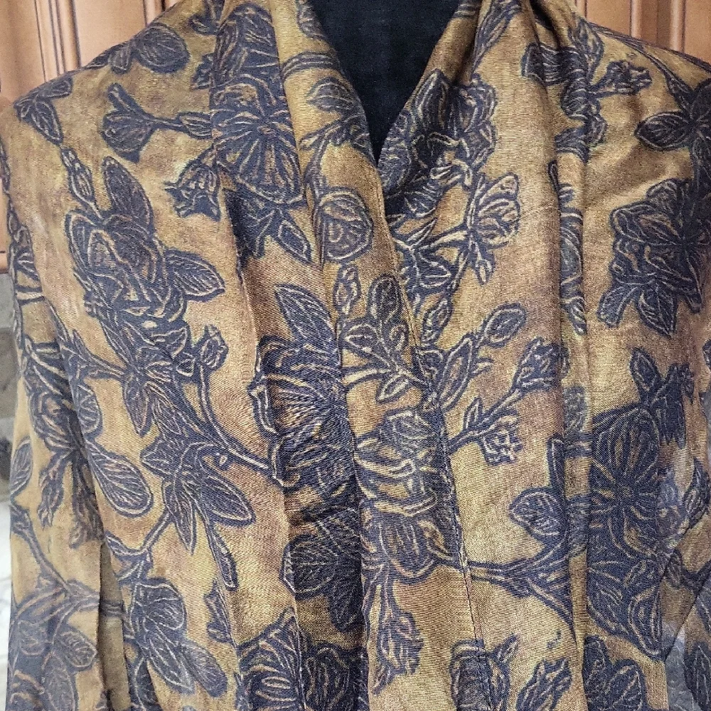 Patricia Nash Scarf Brown Bark Leaves